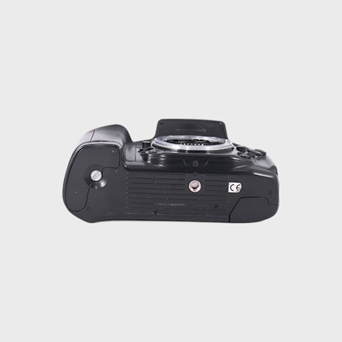 Nikon F90X 35mm SLR film camera body only