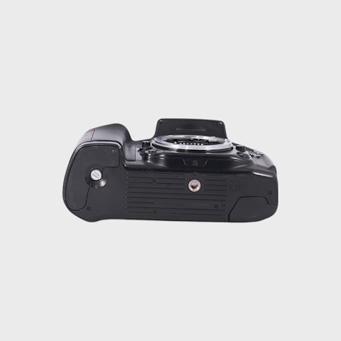 Nikon F90X 35mm SLR film camera body only