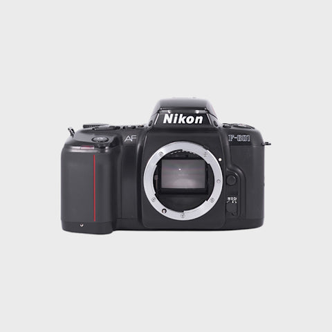 Nikon F601 AF 35mm SLR film camera body only