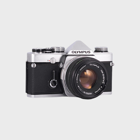 Olympus OM-1 Reflex 35mm argentique avec 50mm f1.8 objectif