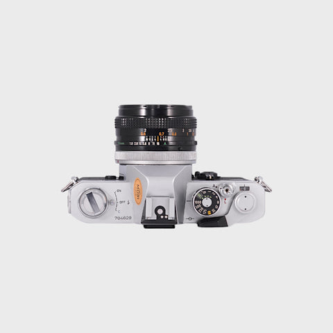 Canon FTb QL Reflex 35mm argentique avec 50mm f1.8 objectif