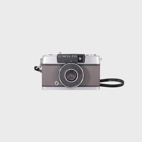 Olympus Pen EE Appareil photo 35 mm à demi-trame avec 28 mm f3.5 objectif