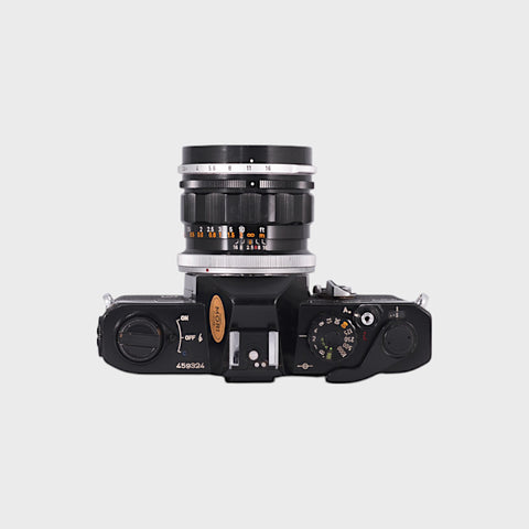 Canon FTb QL Reflex 35mm argentique avec objectif 35mm f2.5