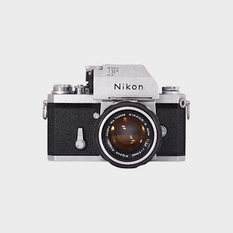 Nikon F Reflex 35mm argentique avec 50mm f1.4 objectif