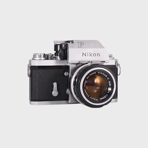 Nikon F Reflex 35mm argentique avec 50mm f1.4 objectif