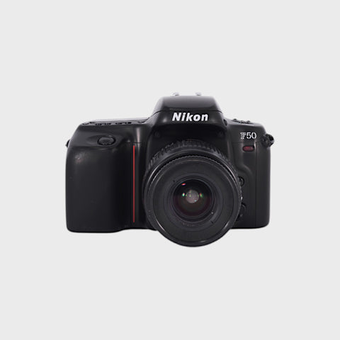 Nikon F50 Reflex 35mm argentique avec 35-80mm objectif