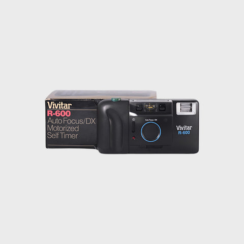 Vivitar R‑600 35 mm point & shoot film camera with 35 mm f4.5 lens