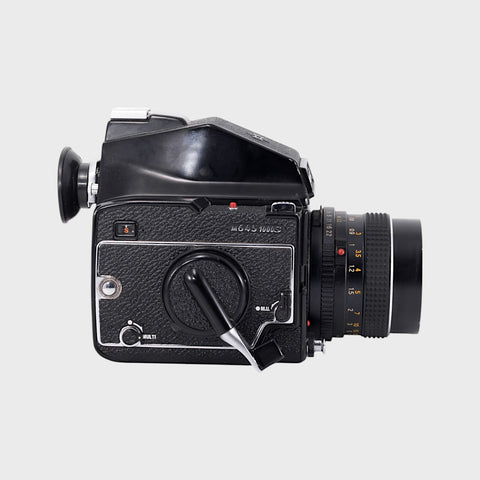 Mamiya M645 1000s Moyen Format argentique avec 80mm f2.8 objectif