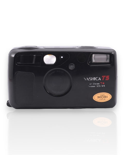 Yashica T5 Point & Shoot 35mm argentique avec 35mm f3.5 objectif