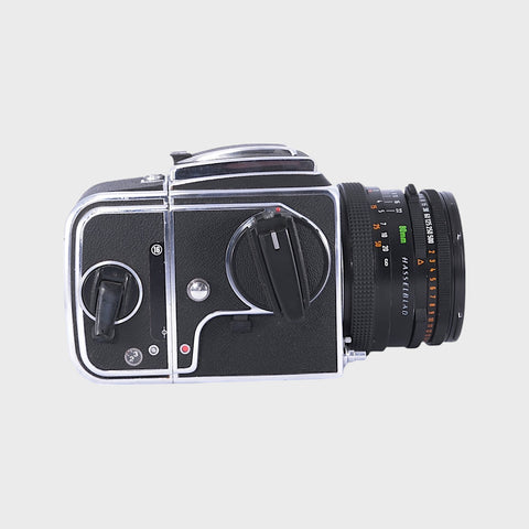 Hasselblad 500C/M Moyen Format argentique avec 80mm f2.8 objectif