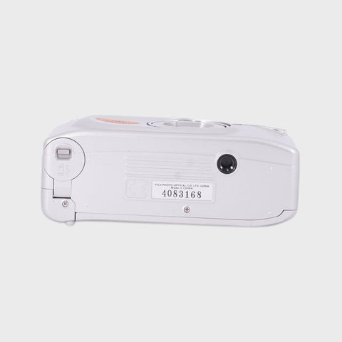 NOS: Fujifilm Zoom 60W “ FREE Gift Kit” 35mm Point & Shoot film camera with 28-60mm zoom lens