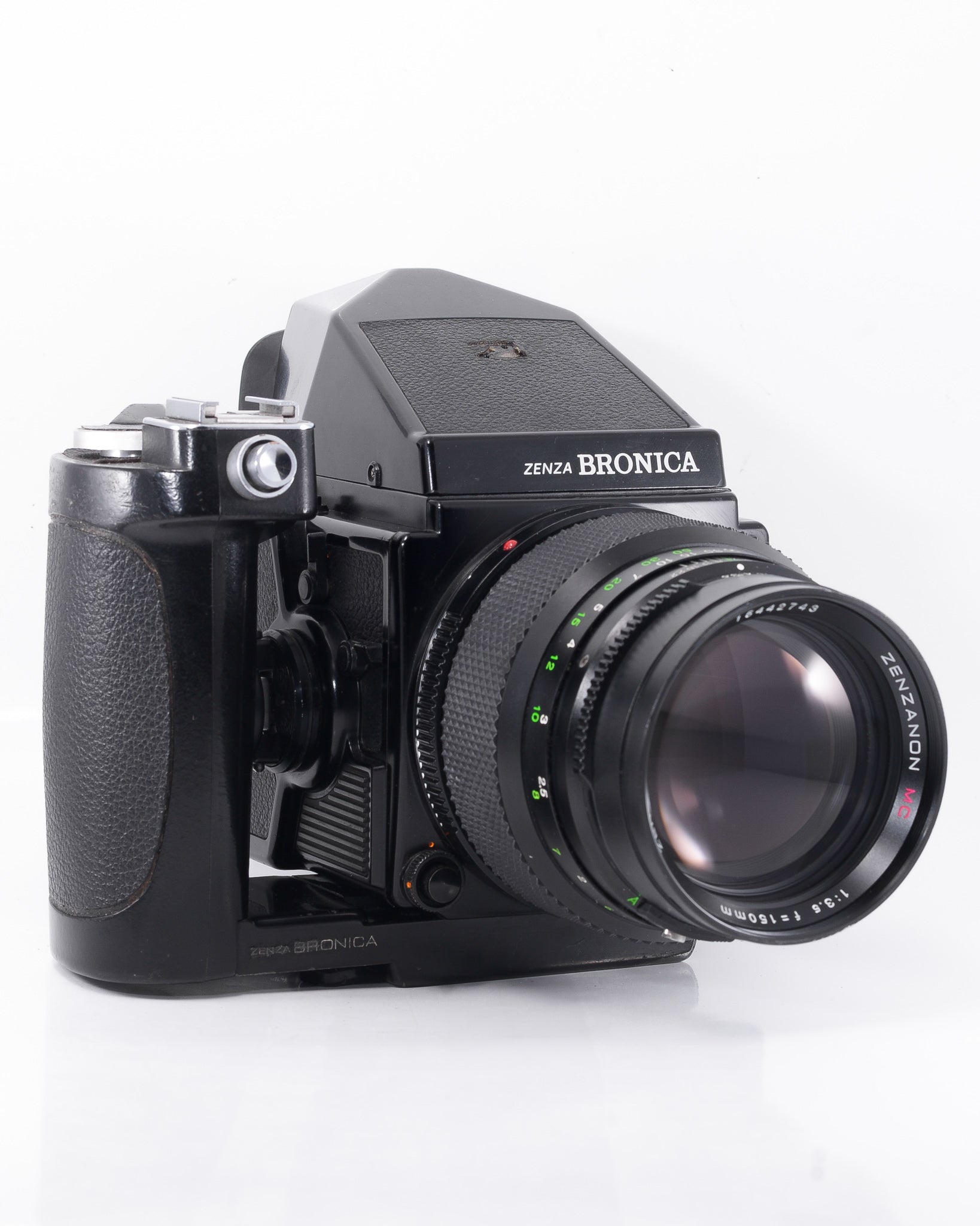 Bronica ETRSi Moyen Format argentique avec 150mm f3.5 objectif
