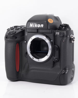 Nikon F5 35mm SLR boîtier uniquement